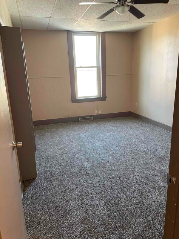 Building Photo - 218 State St