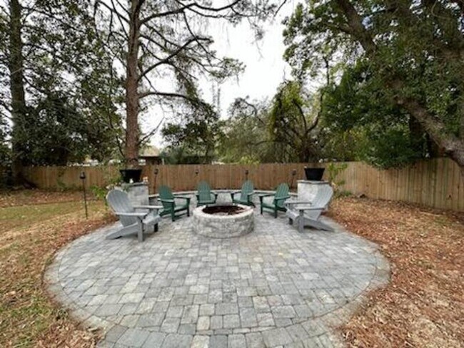 Building Photo - 104 Second Avenue Southwest