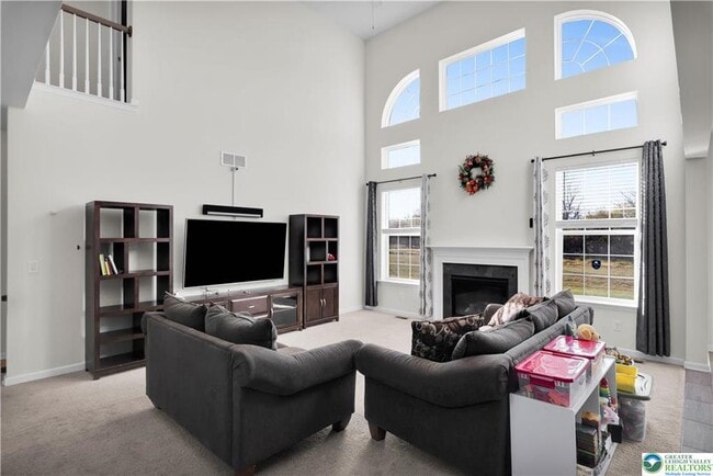 Building Photo - 4247 Beech Dr