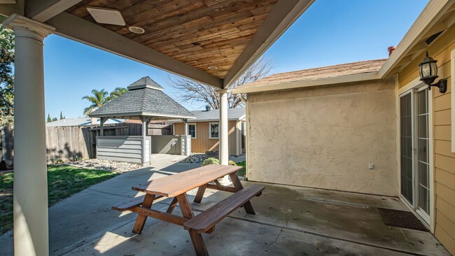 Building Photo - Beautifully Upgraded Single Family Home in Vacaville