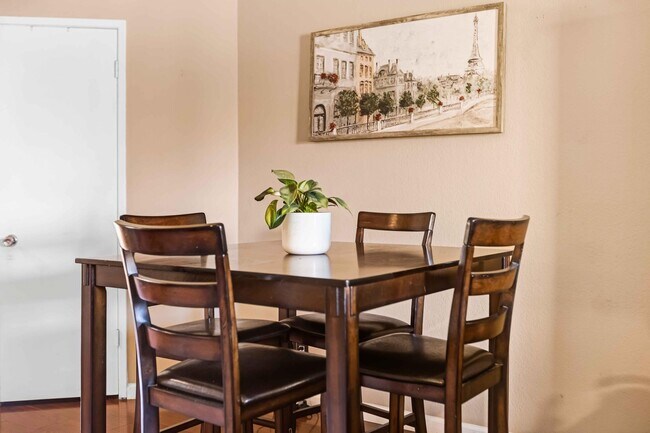 Building Photo - 48255 Monroe St