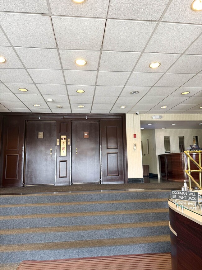 Building Photo - 6515 JFK Blvd E