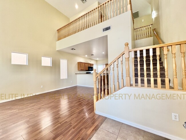 Building Photo - 14160 South Avenida Zumba