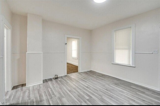 Building Photo - 6701 Gertrude Ave