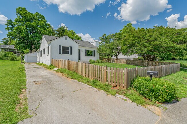 Building Photo - 2531 Keystone Ave