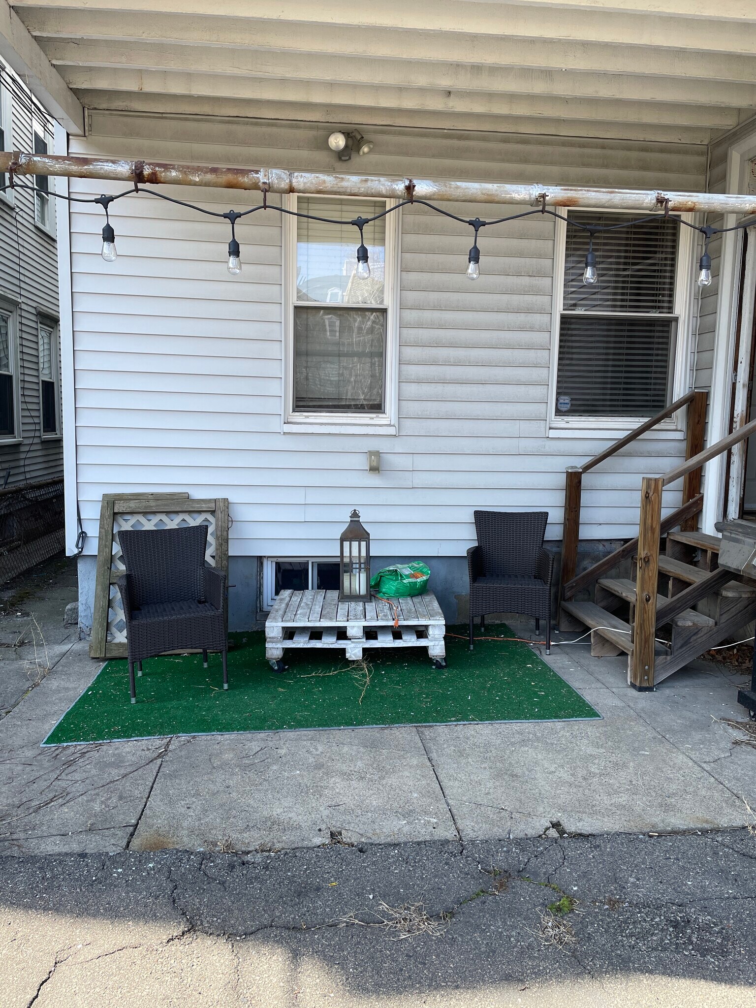 Building Photo - 180 L St