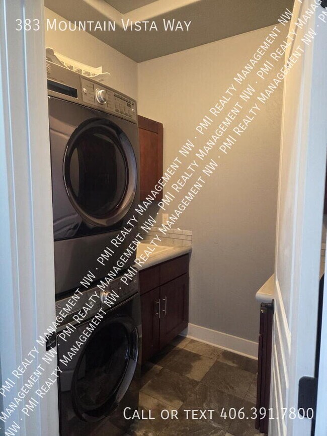 Building Photo - 383 Mountain Vista Way