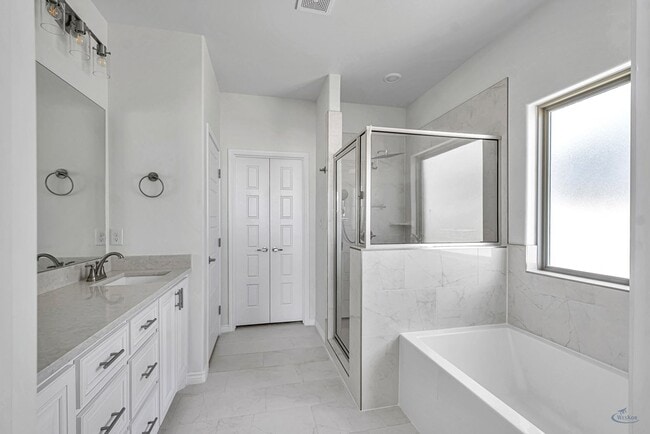 Building Photo - 1813 Wrigley Dr