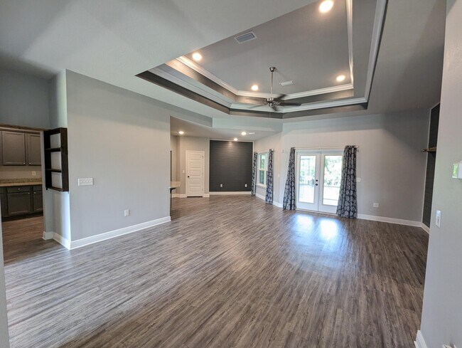 Building Photo - 3565 Pearl Ct