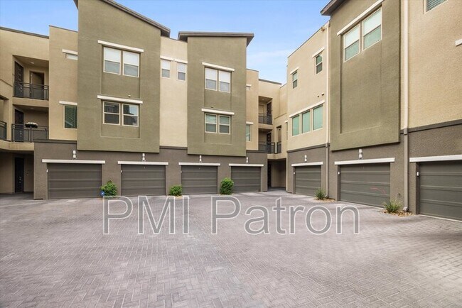 Building Photo - 11231 Hidden Peak Ave