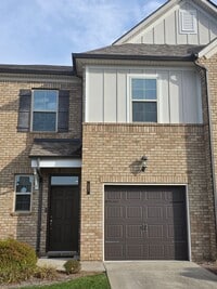 Building Photo - Move-In Ready Immaculate Townhome for Lease – Zoned for ALL Mt. Juliet Schools K–12