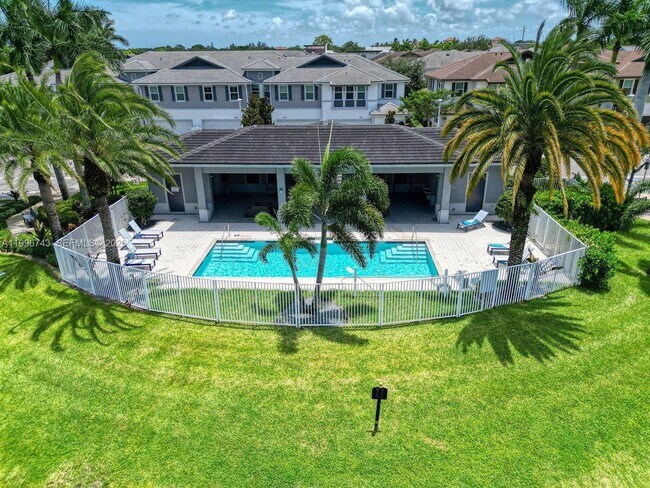 Building Photo - 4921 Pointe Midtown Way