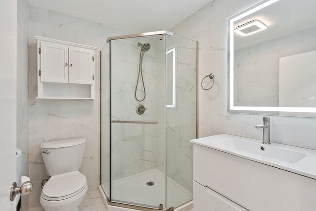 Building Photo - 9 West Rd