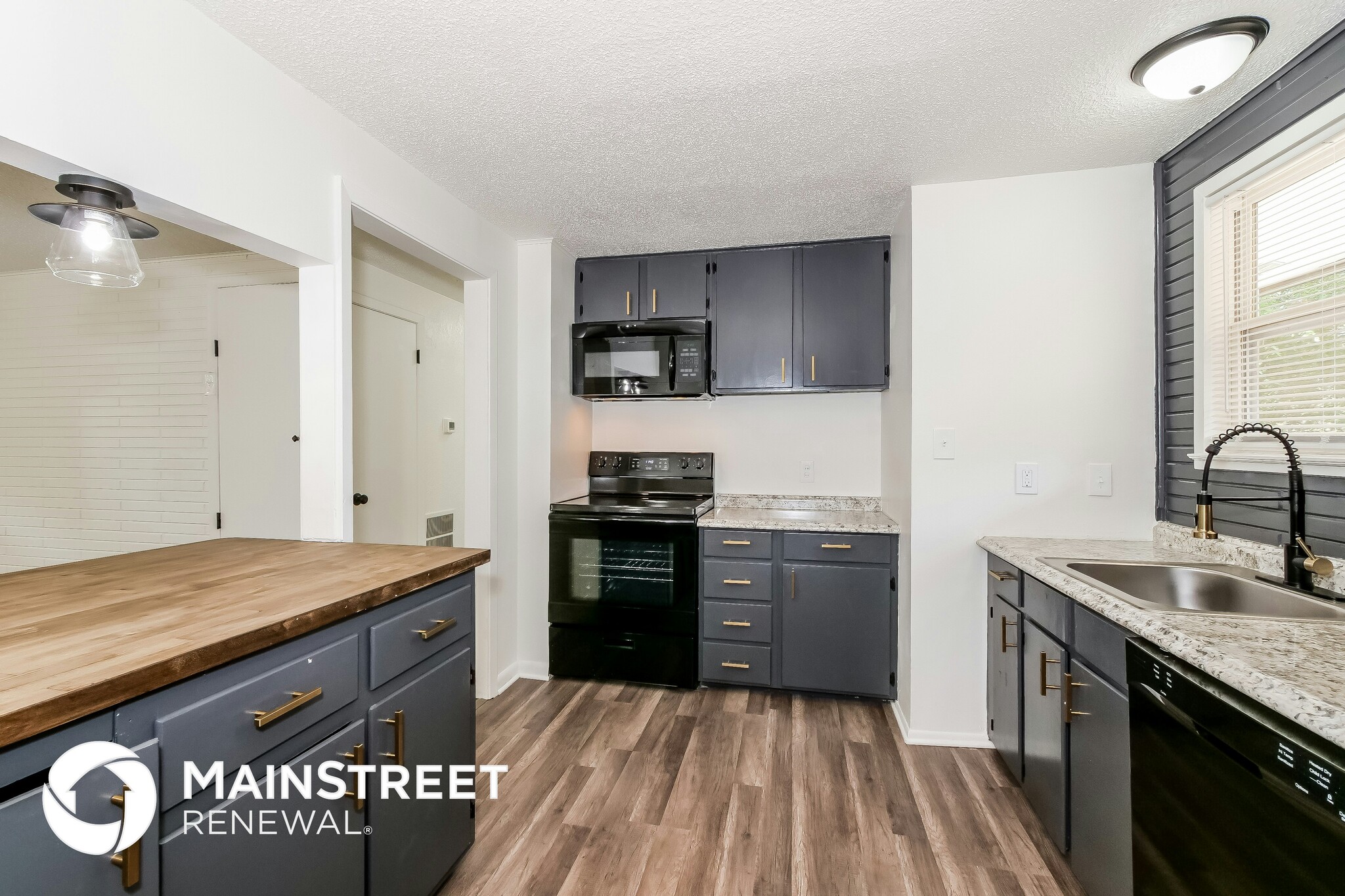 Building Photo - 607 Hamblen Rd