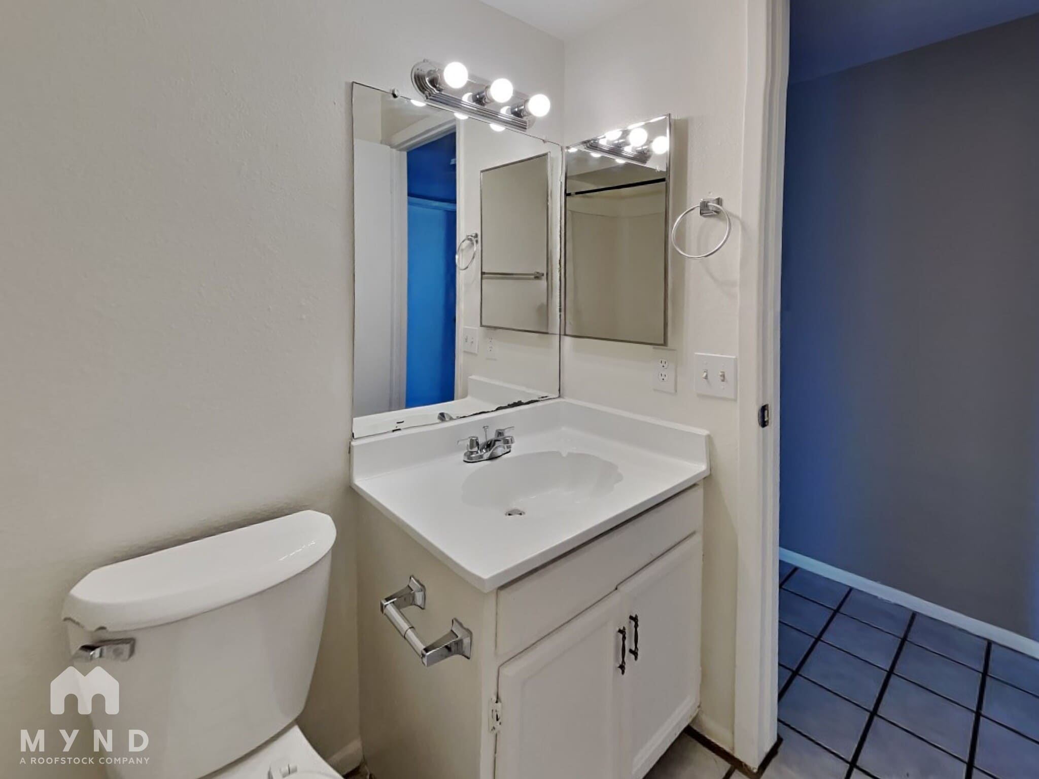 Building Photo - 4045 E Nancy Ln