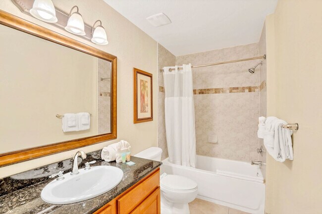 Building Photo - 8113 Resort Village Dr