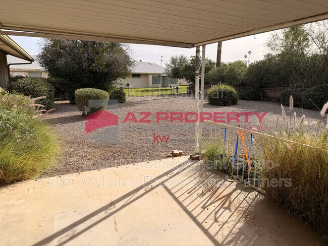 Building Photo - 10831 W Deanne Dr