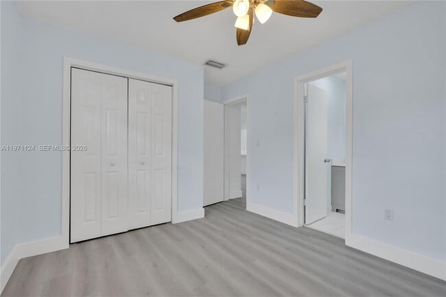 Building Photo - 8772 SW 27th St