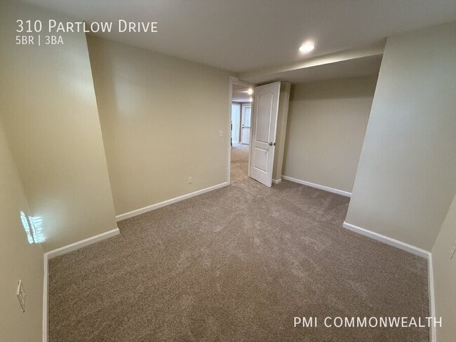 Building Photo - 310 Partlow Dr