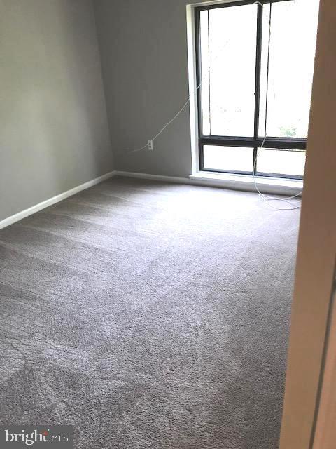 Building Photo - 128 Roberts Ln