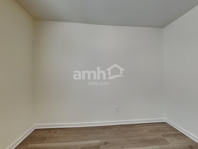 Building Photo - 4159 Field Crossing Dr