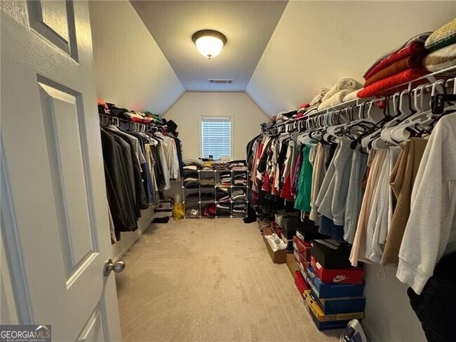 Building Photo - 524 King St