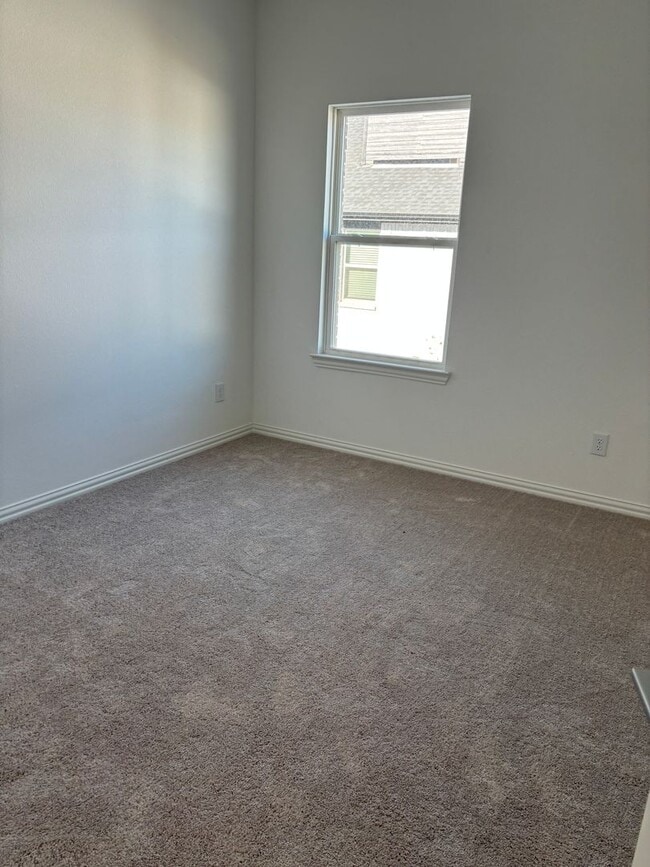 Building Photo - 4500 Ward St