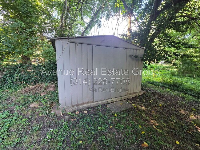 Building Photo - 135 Grether Ave