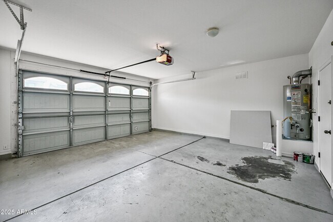 Building Photo - 14536 W Acapulco Ln