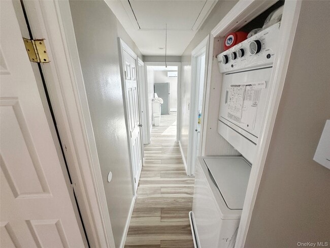 Building Photo - 15 Mida Ct