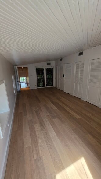 Primary - 403 N Charles St