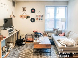 Building Photo - 839 W Cornelia Ave