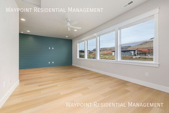 Building Photo - 3570 E Interstellar Ct