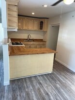 Building Photo - 702 Sawtelle Ave