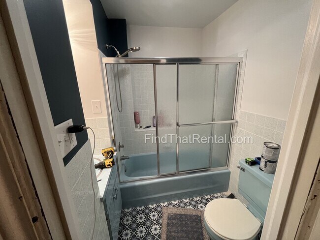 Building Photo - Downtown Carlisle Beautifully Renovated Pe...