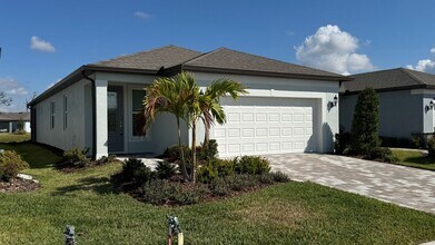 Building Photo - Unfurnished Annual Rental Available Now