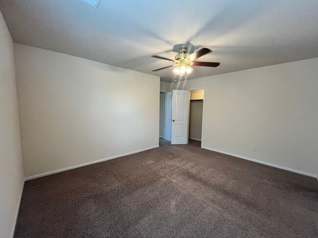 Building Photo - For Lease | 4 Bed, 3.5 Bath | 3,044 Sq Ft ...
