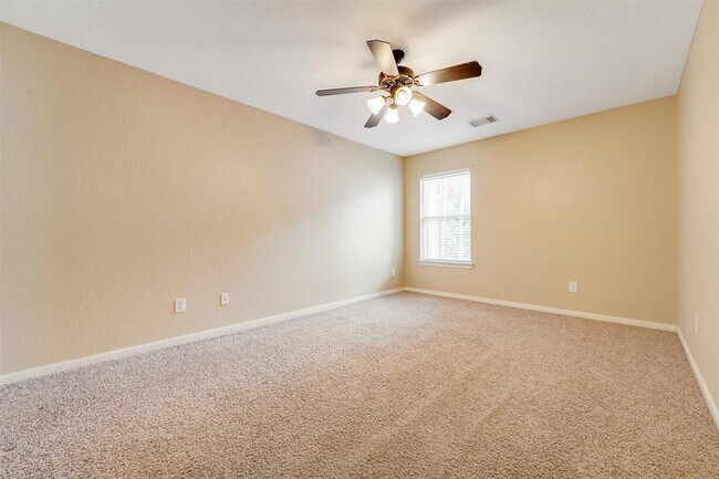 Building Photo - 62 N Planchard Cir