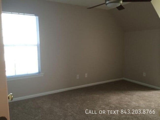 Building Photo - 2316 Kings Gate Ln