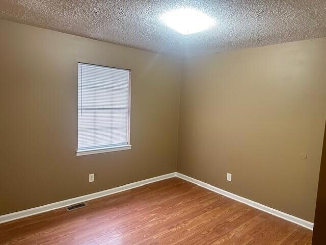 Building Photo - 1941 Sun Hill Rd