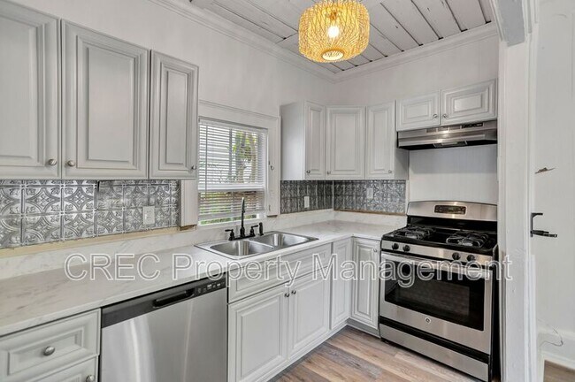 Building Photo - 115 Ashley Ave