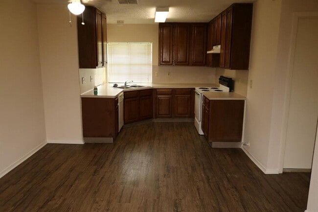Building Photo - 22502 Braken Manor Ln