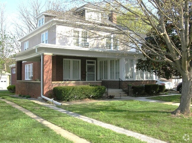 Building Photo - 1021 Potomac Ave