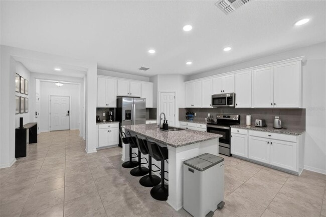 Building Photo - 31903 Sapna Chime Dr