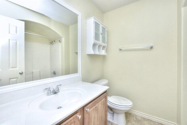 Building Photo - 1103 Cedar Elm Ln