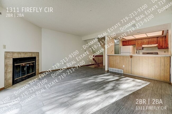 Building Photo - 1311 Firefly Cir
