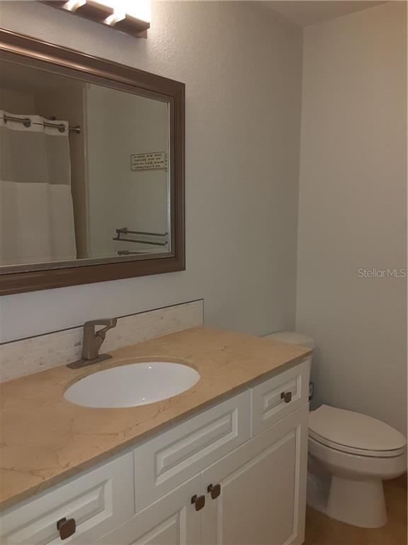 Building Photo - 1064 N Tamiami Trl