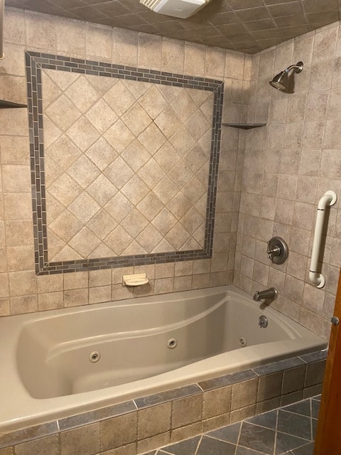 Tiled Shower/Tub - 2808 50th St