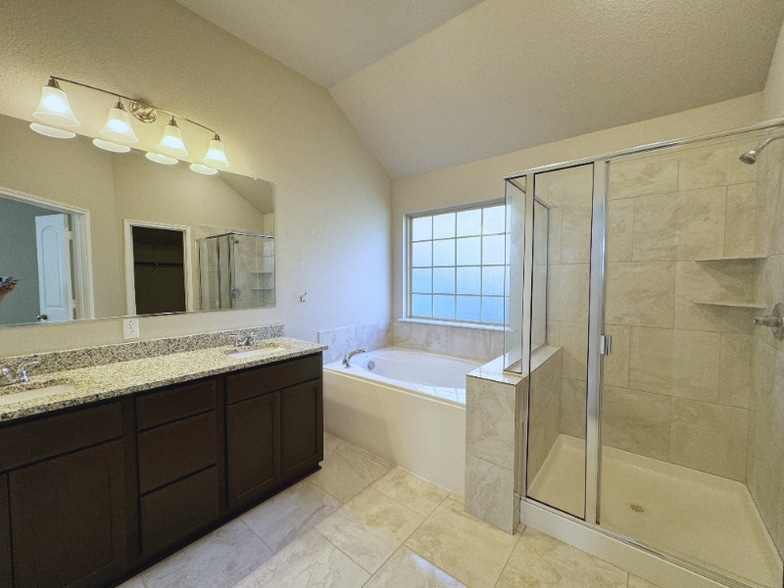 Building Photo - 2725 Keathley Dr