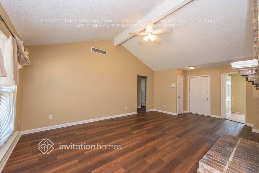 Building Photo - 2510 Rialto Way